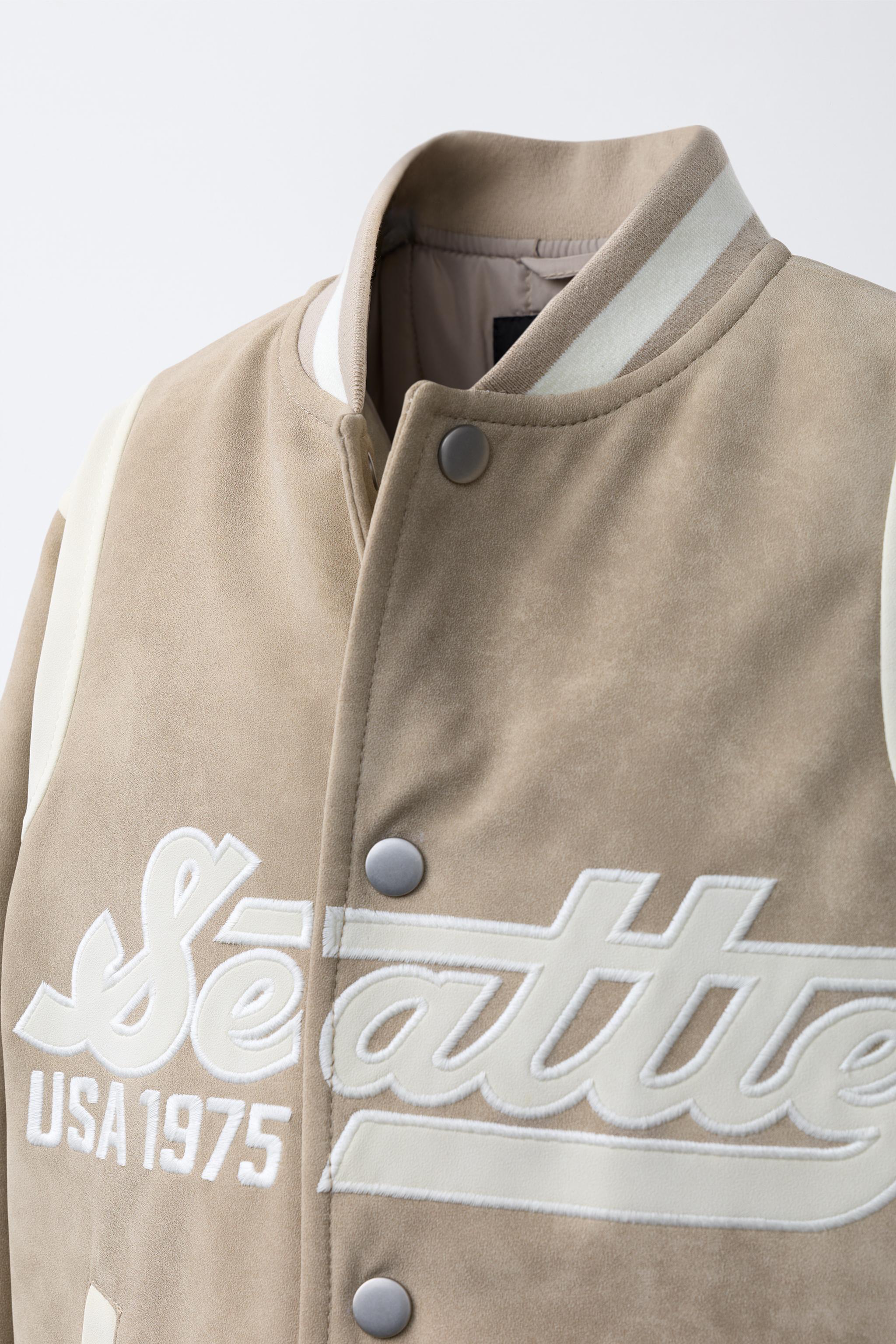 BLOUSON BOMBER EFFET DAIM AVEC INSCRIPTION
